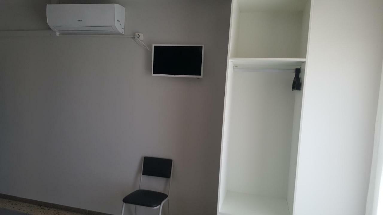 Hostal Can Joanet Cambrils Esterno foto