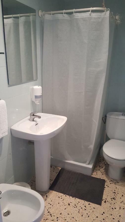 Hostal Can Joanet Cambrils Esterno foto