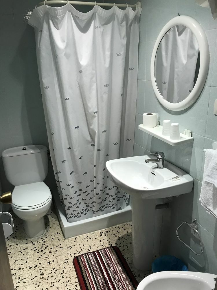 Hostal Can Joanet Cambrils Esterno foto